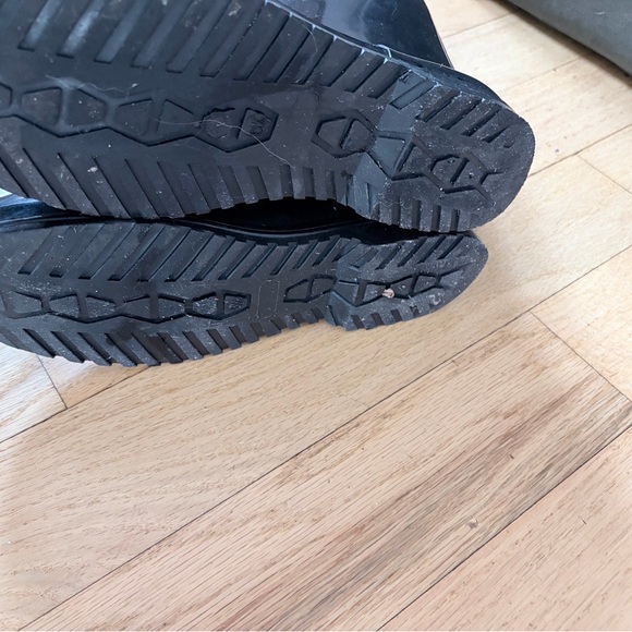 Burberry Black Plaid-Trim Rain Boots - Picture 6 of 8